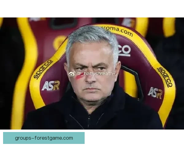 阿隆索调侃卡拉格称你非传奇只是评论员引热议足坛舆论沸腾成焦点